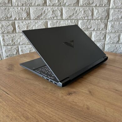 Игровой ноутбук Б-класс HP Victus 15-fb0121nr / 15.6" (1920x1080) IPS / AMD Ryzen 5 5600H (6 (12) ядер по 3.3 - 4.2 GHz) / 8 GB DDR4 / 512 GB SSD / nVidia GeForce GTX 1650, 4 GB GDDR5, 128-bit / WebCam