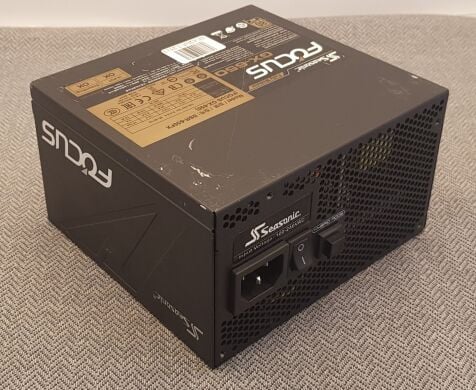 Блок живлення Seasonic Focus GX-650 650W (SSR-650FX) / 650W / 24+4(4)+4(8) pin