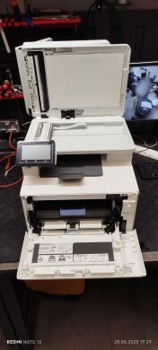 МФУ HP Color LaserJet Pro MFP M479fdw / Лазерная цветная печать / 600x600 dpi / A4 / 27 стр/мин / USB 2.0, Ethernet, Wi-Fi / Дуплекс