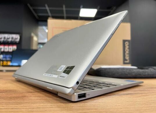 Нетбук-трансформер Lenovo Miix 320-10ICR / 10.1" (1920x1080) IPS Touch / Intel Atom x5-Z8350 (4 ядра по 1.4 - 1.92 GHz) / 4 GB DDR3 / 64 GB SSD / Intel HD Graphics 400 / WebCam / Win 10 Home Нетбук-трансформер Lenovo Miix 320-10ICR / 10.1" (1920x1080) IPS Touch / Intel Atom x5-Z8350 (4 ядра по 1.4 - 1.92 GHz) / 4 GB DDR3 / 64 GB SSD / Intel HD Graphics 400 / WebCam / Win 10 Home