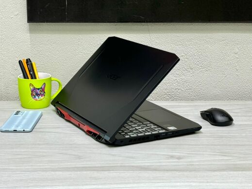 Игровой ноутбук Acer Nitro 5 AN515-55 / 15.6" (1920x1080) IPS / Intel Core i5-10300H (4 (8) ядра по 2.5 - 4.5 GHz) / 16 GB DDR4 / 512 GB SSD M.2 / nVidia GeForce RTX 3060, 6 GB GDDR6, 192-bit / WebCam