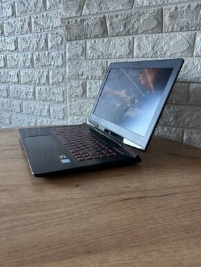 Ігровий ноутбук Lenovo IdeaPad Y700-14ISK / 14" (1920x1080) IPS / Intel Core i7-6700HQ (4 (8) ядра по 2.6 - 3.5 GHz) / 16 GB DDR4 / 256 GB SSD M.2 / AMD Radeon R9 M375, 4 GB DDR3, 128-bit / WebCam