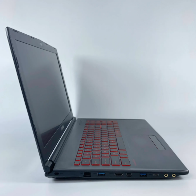 Ігровий ноутбук MSI GV62 8RE / 15.6" (1920x1080) IPS / Intel Core i5-8300H (4 (8) ядра по 2.3 - 4.0 GHz) / 16 GB DDR4 / 512 GB SSD / nVidia GeForce GTX 1060, 3 GB GDDR5, 192-bit / WebCam / HDMI