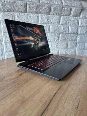 Ігровий ноутбук Lenovo IdeaPad Y700-14ISK / 14" (1920x1080) IPS / Intel Core i7-6700HQ (4 (8) ядра по 2.6 - 3.5 GHz) / 16 GB DDR4 / 256 GB SSD M.2 / AMD Radeon R9 M375, 4 GB DDR3, 128-bit / WebCam