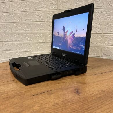 Захищений ноутбук-трансформер Б-клас Getac S410 G2 / 14" (1366x768) TN Touch / Intel Core i7-8650U (4 (8) ядра по 1.9 - 4.2 GHz) / 16 GB DDR4 / 256 GB SSD / nVidia GeForce GTX 1050, 4 GB GDDR5, 128-bit / WebCam