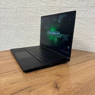 Ігровий ноутбук Eluktronics MAG-15 2070 / 15.6" (1920x1080) IPS / Intel Core i7-9750H (6 (12) ядер по 2.6 - 4.5 GHz) / 16 GB DDR4 / 1000 GB SSD NVMe / nVidia GeForce RTX 2070 Max-Q, 8 GB GDDR6, 256-bit / WebCam