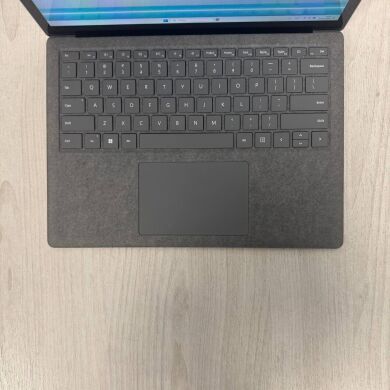 Ультрабук Microsoft Surface Laptop 4 / 13.5" (2256x1504) IPS Touch / AMD Ryzen 5 4680U (6 (12) ядер по 2.2 - 4.0 GHz) / 16 GB DDR4 / 256 GB SSD / AMD Radeon RX Vega 7 Graphics / WebCam
