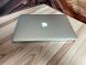 Ноутбук Б-клас Apple MacBook Pro A1398 / 15.4" (2880x1800) IPS / Intel Core i7-4770HQ (4 (8) ядра по 2.2 - 3.4 GHz) / 16 GB DDR3 / 256 GB SSD / Intel Iris Pro Graphics 5200 / WebCam / MacOS купити
