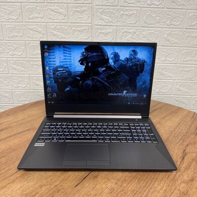 Игровой ноутбук Б-класс Sager NH58DDW / 15.6" (1920x1080) IPS / Intel Core i7-10875H (8 (16) ядер по 2.3 - 5.1 GHz) / 16 GB DDR4 / 512 GB SSD / nVidia GeForce RTX 2060, 6 GB GDDR6, 192-bit / WebCam