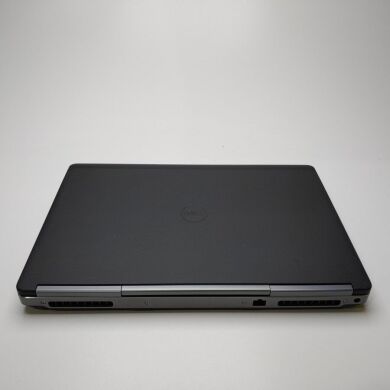 Мобільна робоча станція Dell Precision 7720 / 17.3" (1920x1080) IPS / Intel Core i7-7820HQ (4 (8) ядра по 2.9 - 3.9 GHz) / 8 GB DDR4 / 256 GB SSD + 1000 GB HDD / nVidia Quadro M1200, 4 GB GDDR5, 128-bit / WebCam / Win 10 Pro Мобільна робоча станція Dell Precision 7720 / 17.3" (1920x1080) IPS / Intel Core i7-7820HQ (4 (8) ядра по 2.9 - 3.9 GHz) / 8 GB DDR4 / 256 GB SSD + 1000 GB HDD / nVidia Quadro M1200, 4 GB GDDR5, 128-bit / WebCam / Win 10 Pro