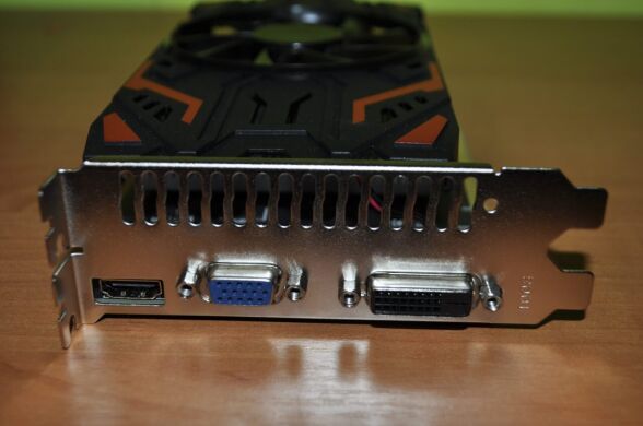 Новая дискретная видеокарта NoName GeForce GTX 550 Ti, 4 GB GDDR5, 128-bit / VGA, DVI, HDMI