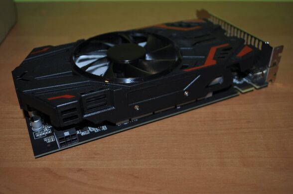 Новая дискретная видеокарта NoName GeForce GTX 550 Ti, 4 GB GDDR5, 128-bit / VGA, DVI, HDMI