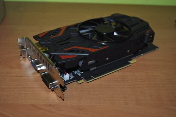 Новая дискретная видеокарта NoName GeForce GTX 550 Ti, 4 GB GDDR5, 128-bit / VGA, DVI, HDMI