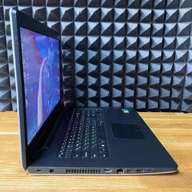 Ноутбук Б-класс Dell Inspiron 17 5748 (P26E) / 17.3" (1600x900) TN / Intel Core i5-4210U (2 (4) ядра по 1.7 - 2.7 GHz) / 8 GB DDR3 / 128 GB SSD / nVidia GeForce 840M, 2 GB GDDR3, 64-bit / WebCam / DVD-ROM