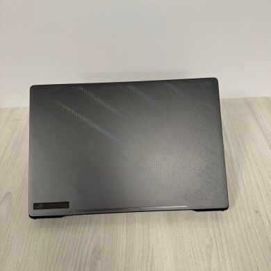 Ігровий ноутбук Б-клас Asus ROG Zephyrus G15 GA503QR / 15.6" (2560x1440) IPS / AMD Ryzen 9 5900HS (8 (16) ядер по 3.0 - 4.6 GHz) / 16 GB DDR4 / 1000 GB SSD NVMe / nVidia GeForce RTX 3070, 8 GB GDDR6, 256-bit Ігровий ноутбук Б-клас Asus ROG Zephyrus G15 GA503QR / 15.6" (2560x1440) IPS / AMD Ryzen 9 5900HS (8 (16) ядер по 3.0 - 4.6 GHz) / 16 GB DDR4 / 1000 GB SSD NVMe / nVidia GeForce RTX 3070, 8 GB GDDR6, 256-bit