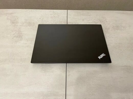 Ігровий ноутбук Б-клас Lenovo ThinkPad E580 / 15.6" (1920x1080) IPS / Intel Core i7-8550U (4 (8) ядра по 1.8 - 4.0 GHz) / 16 GB DDR4 / 256 GB SSD M.2 / AMD Radeon RX 550, 2 GB GDDR5, 128-bit / WebCam / USB 3.1 / HDMI