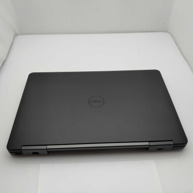 Игровой ноутбук Dell Latitude E5540 / 15.6" (1366x768) TN / Intel Core i5-4300U (2 (4) ядра по 1.9 - 2.9 GHz) / 8 GB DDR3 / 256 GB SSD / nVidia GeForce GT 720M, 2 GB DDR3, 64-bit / WebCam / DVD-ROM