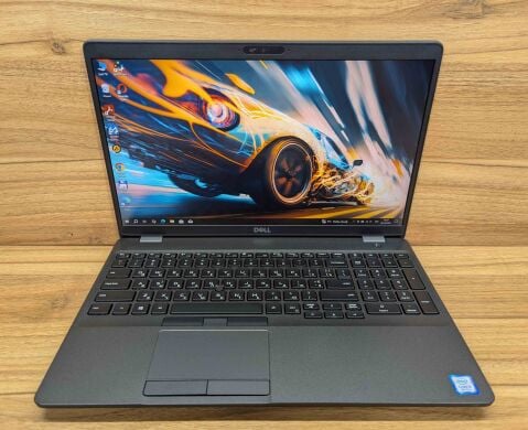 Мобільна робоча станція Dell Precision 3541 / 15.6" (1920x1080) IPS / Intel Core i5-9400H (4 (8) ядра по 2.5 - 4.3 GHz) / 32 GB DDR4 / 512 GB SSD / nVidia Quadro P620, 4 GB GDDR5, 128-bit / WebCam / Windows 10