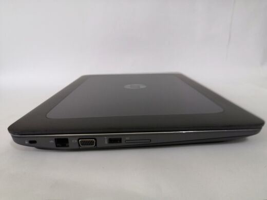 Мобільна робоча станція HP ZBook 15 G4 / 15.6" (1920x1080) IPS / Intel Core i7-7700HQ (4 (8) ядра по 2.8 - 3.8 GHz) / 16 GB DDR4 / 256 GB SSD / nVidia Quadro M620, 2 GB GDDR5, 128-bit / WebCam / HDMI / Windows 10 Pro