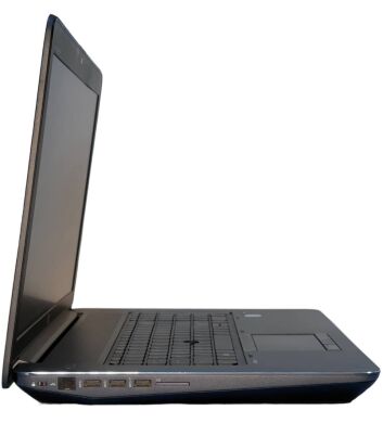 Мобільна робоча станція HP ZBook 17 G3 / 17.3" (1920x1080) IPS / Intel Core i7-6700HQ (4 (8) ядра по 2.6 - 3.5 GHz) / 32 GB DDR4 / 256 GB SSD M.2 / nVidia Quadro M3000M, 4 GB GDDR5, 256-bit / WebCam / Windows 10 Pro