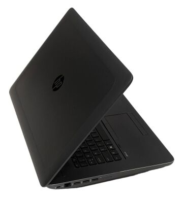 Мобільна робоча станція HP ZBook 17 G3 / 17.3" (1920x1080) IPS / Intel Core i7-6700HQ (4 (8) ядра по 2.6 - 3.5 GHz) / 32 GB DDR4 / 256 GB SSD M.2 / nVidia Quadro M3000M, 4 GB GDDR5, 256-bit / WebCam / Windows 10 Pro