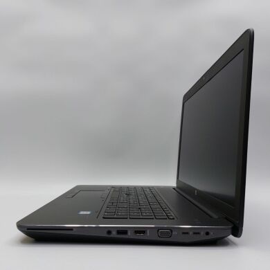 Мобільна робоча станція HP ZBook 17 G3 / 17.3" (1920x1080) IPS / Intel Xeon E3-1535M v5 (4 (8) ядра по 2.9 - 3.8 GHz) / 32 GB DDR4 / 512 GB SSD M.2 / nVidia Quadro M4000M, 4 GB GDDR5, 256-bit / WebCam