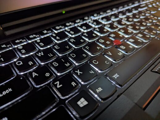 Мобільна робоча станція Lenovo ThinkPad P50 / 15.6" (1920x1080) IPS / Intel Core i7-6820HQ (4 (8) ядра по 2.7 - 3.6 GHz) / 16 GB DDR4 / 512 GB SSD / nVidia Quadro M1000M, 4 GB GDDR5, 128-bit / WebCam / TouchID / Windows 10 Мобільна робоча станція Lenovo ThinkPad P50 / 15.6" (1920x1080) IPS / Intel Core i7-6820HQ (4 (8) ядра по 2.7 - 3.6 GHz) / 16 GB DDR4 / 512 GB SSD / nVidia Quadro M1000M, 4 GB GDDR5, 128-bit / WebCam / TouchID / Windows 10