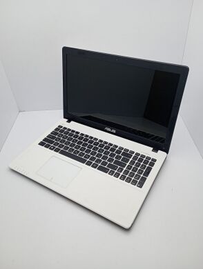Ноутбук Asus X550C / 15.6" (1366x768) TN / Intel Core i3-3217U (2 (4) ядра по 1.8 GHz) / 8 GB DDR3 / 500 GB HDD / nVidia GeForce GT 720M, 2 GB GDDR3, 64-bit / WebCam / HDMI