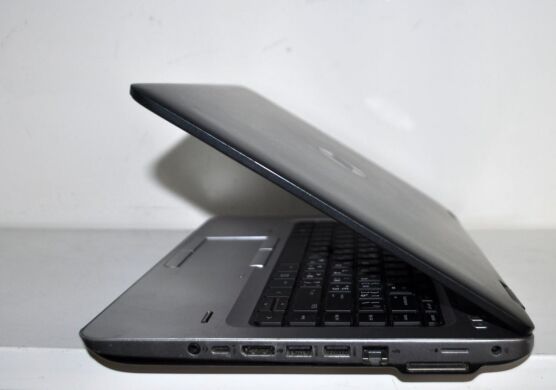 Ноутбук Б-клас HP ProBook 645 G3 / 14" (1366x768) TN / AMD A10-8730B (4 ядра по 2.4 - 3.3 GHz) / 16 GB DDR4 / 128 GB SSD / AMD Radeon R5 Graphics / WebCam / DVD-ROM / АКБ новий / Windows 10 Pro Ноутбук Б-клас HP ProBook 645 G3 / 14" (1366x768) TN / AMD A10-8730B (4 ядра по 2.4 - 3.3 GHz) / 16 GB DDR4 / 128 GB SSD / AMD Radeon R5 Graphics / WebCam / DVD-ROM / АКБ новий / Windows 10 Pro