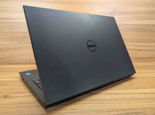 Ноутбук Dell Inspiron 15-3543 / 15.6" (1366x768) TN Touch / Intel Core i3-5005U (2 (4) ядра по 2.0 GHz) / 8 GB DDR3 / 240 GB SSD / Intel HD Graphics 5500 / WebCam / HDMI / Windows 10 Ноутбук Dell Inspiron 15-3543 / 15.6" (1366x768) TN Touch / Intel Core i3-5005U (2 (4) ядра по 2.0 GHz) / 8 GB DDR3 / 240 GB SSD / Intel HD Graphics 5500 / WebCam / HDMI / Windows 10