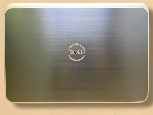 Ноутбук Dell Inspiron 15R-5537 / 15.6" (1366x768) TN / Intel Core i5-4200U (2 (4) ядра по 1.6 - 2.6 GHz) / 8 GB DDR3 / 120 GB SSD / AMD Radeon HD 8670M, 1 GB GDDR3, 64-bit / WebCam / DVD-ROM