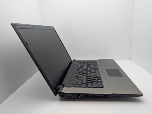 Ноутбук Terra Mobile 1712 / 17.3" (1600x900) TN / Intel Celeron 1037U (2 ядра по 1.8 GHz) / 6 GB DDR3 / 1000 GB HDD / Intel HD Graphics 2500 / WebCam