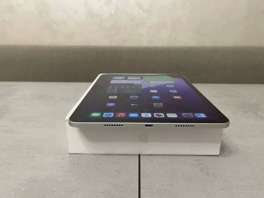 Планшет Apple iPad Pro 11" A2759, MNXG3LLA (4th Gen 2022) / 11" (2388x1668) IPS / Apple M2 (8 ядер по 2.42 - 3.48 GHz) / 8 GB RAM / 256 GB Memory / Wi-Fi 6