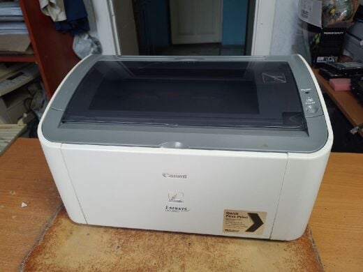 Принтер Canon i-SENSYS LBP2900 / Лазерная монохромная печать / 600 x 600 dpi / A4 / 12 стр/мин / USB 2.0