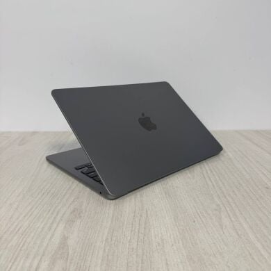 Ультрабук Apple MacBook Air 13 2024 / 13.3" (2560x1664) IPS / Apple M3 (8 ядер по 2.7 - 4.1 GHz) / 24 GB DDR4 / 1000 GB SSD / Apple M3 Graphics / WebCam / MacOS
