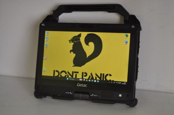 Защищенный нетбук-трансформер Getac V110 G4 / 11.6" (1366x768) TN Touch / Intel Core i7-7500U (2 (4) ядра по 2.7 - 3.5 GHz) / 16 GB DDR4 / 240 GB SSD / Intel HD Graphics 620 / WebCam / Стилус / Windows 11 Pro / Два АКБ