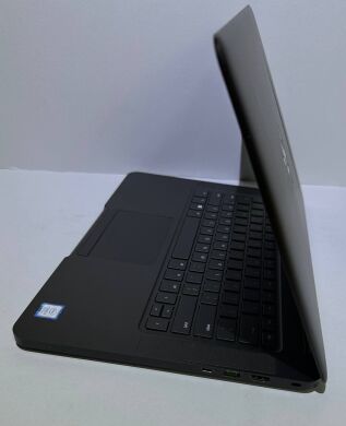 Ігровий ноутбук Razer Blade 14 / 14" (1920x1080) IPS / Intel Core i7-7700HQ (4 (8) ядра по 2.8 - 3.8 GHz) / 16 GB DDR4 / 512 GB SSD / nVidia GeForce GTX 1060, 6 GB GDDR5, 192-bit / WebCam / Win 11 Home