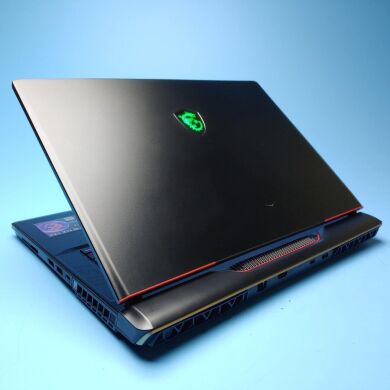Ігровий ноутбук MSI Raider GE78 HX 13VH / 17" (2560x1600) IPS / Intel Core i9-13950HX (24 (32) ядра по 2.2 - 5.5 GHz) / 32 GB DDR5 / 2000 GB SSD / nVidia GeForce RTX 4080, 12 GB GDDR6X, 192-bit / WebCam / Win 11 Pro