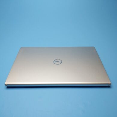 Ультрабук Dell Inspiron 15 3525 / 15.6" (1920x1080) IPS / AMD Ryzen 5 5625U (6 (12) ядер по 2.3 - 4.3 GHz) / 8 GB DDR4 / 512 GB SSD / AMD Radeon Vega 7 Graphics / WebCam / Win 11 Home