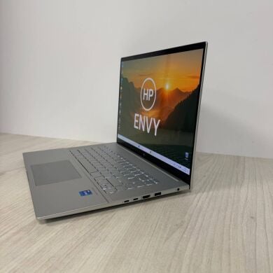 Ігровий ноутбук Б-клас HP Envy 16-h0020ca / 16" (3840x2400) IPS Touch / Intel Core i7-12700H (14 (20) ядер по 3.5 - 4.7 GHz) / 32 GB DDR5 / 1000 GB SSD NVMe / nVidia GeForce RTX 3060, 6 GB GDDR6, 192-bit / WebCam