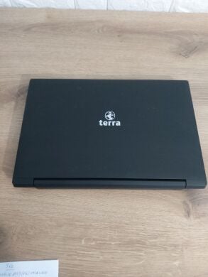 Ноутбук Terra Mobile 1543 / 15.6" (1920x1080) TN / Intel Core i5-9500T (6 ядер по 2.2 - 3.7 GHz) / 16 GB DDR4 / 240 GB SSD + 320 GB HDD / Intel UHD Graphics 630 / WebCam / DVD-ROM / Без АКБ