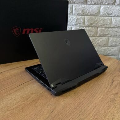 Игровой ноутбук MSI GP66 Leopard 10UG / 15.6" (1920x1080) IPS / Intel Core i7-10750H (6 (12) ядер по 2.6 - 5.0 GHz) / 16 GB DDR4 / 512 GB SSD / nVidia GeForce RTX 3070, 8 GB GDDR6, 256-bit / WebCam Игровой ноутбук MSI GP66 Leopard 10UG / 15.6" (1920x1080) IPS / Intel Core i7-10750H (6 (12) ядер по 2.6 - 5.0 GHz) / 16 GB DDR4 / 512 GB SSD / nVidia GeForce RTX 3070, 8 GB GDDR6, 256-bit / WebCam