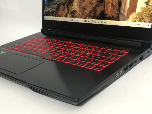 Новый игровой ноутбук MSI GF63 Thin 11UC-1276US / 15.6" (1920x1080) IPS / Intel Core i5-11400H (6 (12) ядер по 2.2 - 4.5 GHz) / 16 GB DDR4 / 512 GB SSD / nVidia GeForce RTX 3050, 4 GB GDDR6, 128-bit / WebCam / Win 11 Home Новый игровой ноутбук MSI GF63 Thin 11UC-1276US / 15.6" (1920x1080) IPS / Intel Core i5-11400H (6 (12) ядер по 2.2 - 4.5 GHz) / 16 GB DDR4 / 512 GB SSD / nVidia GeForce RTX 3050, 4 GB GDDR6, 128-bit / WebCam / Win 11 Home