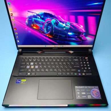 Ігровий ноутбук MSI Raider GE78 HX 13VH / 17" (2560x1600) IPS / Intel Core i9-13950HX (24 (32) ядра по 2.2 - 5.5 GHz) / 32 GB DDR5 / 2000 GB SSD / nVidia GeForce RTX 4080, 12 GB GDDR6X, 192-bit / WebCam / Win 11 Pro