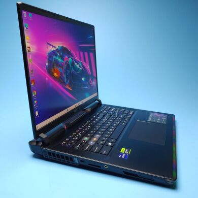 Ігровий ноутбук MSI Raider GE78 HX 13VH / 17" (2560x1600) IPS / Intel Core i9-13950HX (24 (32) ядра по 2.2 - 5.5 GHz) / 32 GB DDR5 / 2000 GB SSD / nVidia GeForce RTX 4080, 12 GB GDDR6X, 192-bit / WebCam / Win 11 Pro