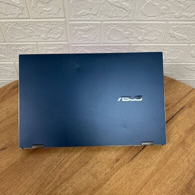 Ігровий ультрабук-трансформер Б-клас Asus Zenbook 15 Flip Q539ZD / 15.6" (2880x1620) OLED Touch / Intel Core i7-12700H (14 (20) ядер по 3.5 - 4.7 GHz) / 16 GB DDR4 / 1000 GB SSD NVMe / Intel Arc A370M, 4 GB GDDR6, 64-bit / WebCam