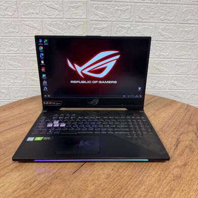 Игровой ноутбук Б-класс Asus ROG Strix Scar II GL504GW / 15.6” (1920x1080) IPS / Intel Core i7-8750H (6 (12) ядер по 2.2 - 4.1 GHz) / 16 GB DDR4 / 512 GB SSD / nVidia GeForce RTX 2070, 8 GB GDDR6, 256-bit / WebCam