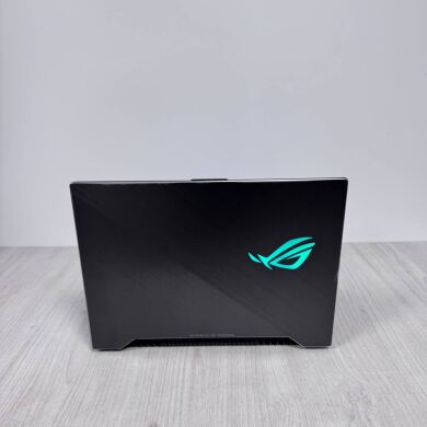 Ігровий ноутбук Б-клас Asus ROG Strix Scar II GL504GW / 15.6&rdquo; (1920x1080) IPS / Intel Core i7-8750H (6 (12) ядер по 2.2 - 4.1 GHz) / 16 GB DDR4 / 120 GB SSD + 1000 GB HDD / nVidia GeForce RTX 2070, 8 GB GDDR6, 256-bit / WebCam