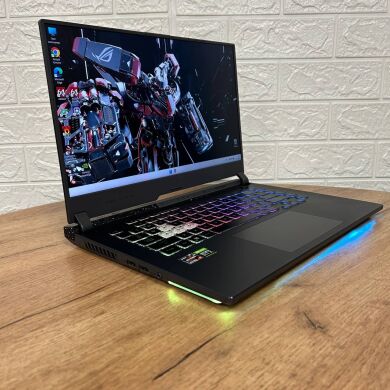 Ігровий ноутбук Б-клас Asus ROG Strix G513RC / 15.6" (1920x1080) IPS / AMD Ryzen 7 6800H (8 (16) ядер по 3.2 - 4.7 GHz) / 16 GB DDR5 / 1000 GB SSD / nVidia GeForce RTX 3050, 4 GB GDDR6, 128-bit