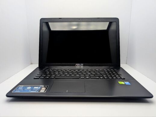 Ноутбук Asus X751L / 17.3" (1600x900) TN / Intel Core i5-5200U (2 (4) ядра по 2.2 - 2.5 GHz) / 12 GB DDR3 / 240 GB SSD / nVidia GeForce 940M, 2 GB GDDR3, 64-bit / WebCam / DVD-ROM